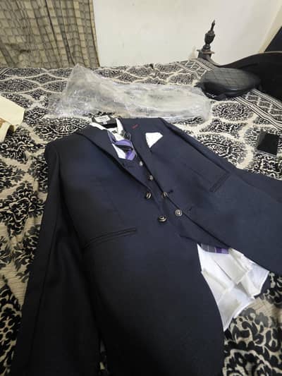 3 peice pent coat