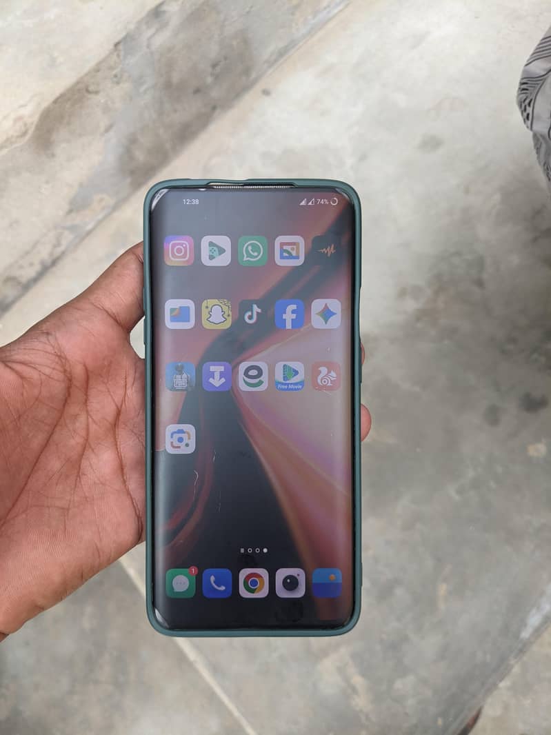 One Plus 7T Pro 4