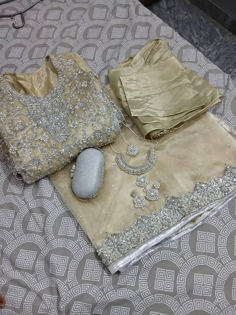 wedding clothes for slae 4