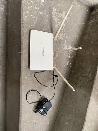 3 unteens Tenda router for sale