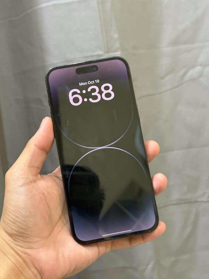 Apple iPhone 14 Pro Max 0