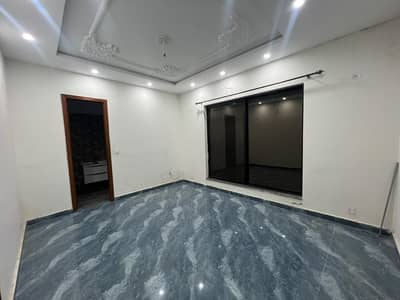 10 Marla Use House For Rent