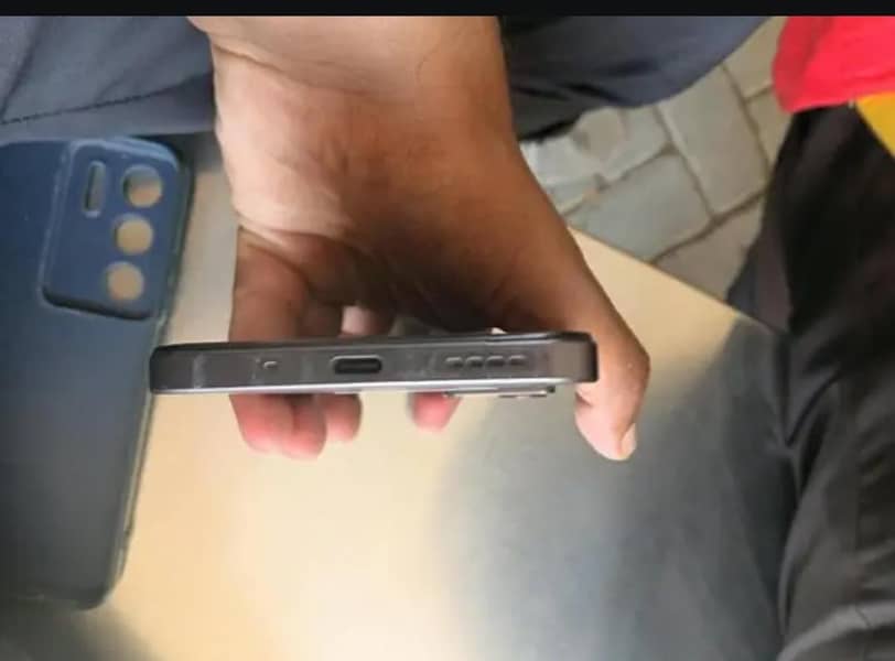 Realme C75 3