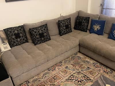 L shaped Sofa set in excellent condition