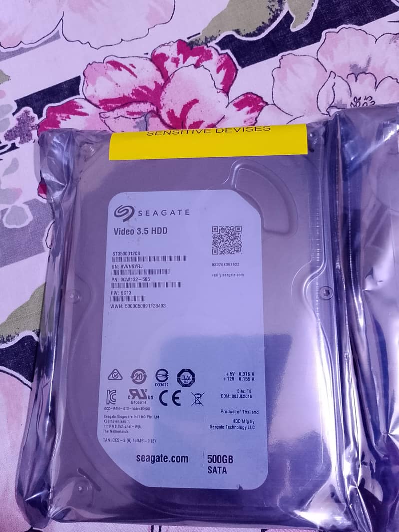 Seagate disk. 2
