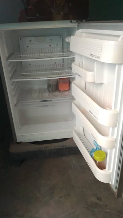 Orient Diamond Series Black Glass Fridge Final 80k Korangi
