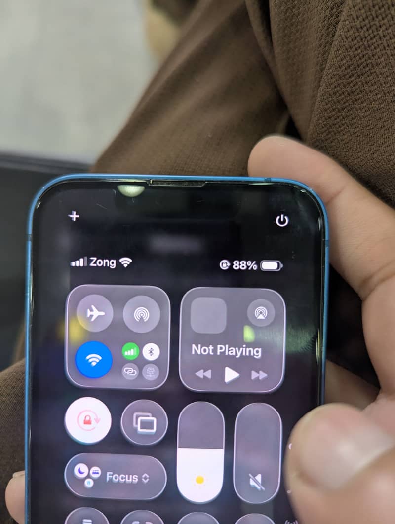 Apple iPhone 13 mini 8
