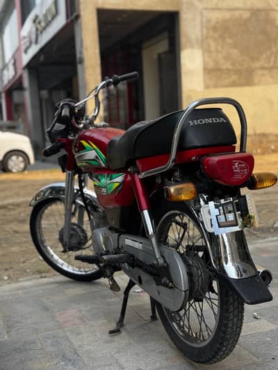 Honda CD 70 Lush condition single hand used for sale