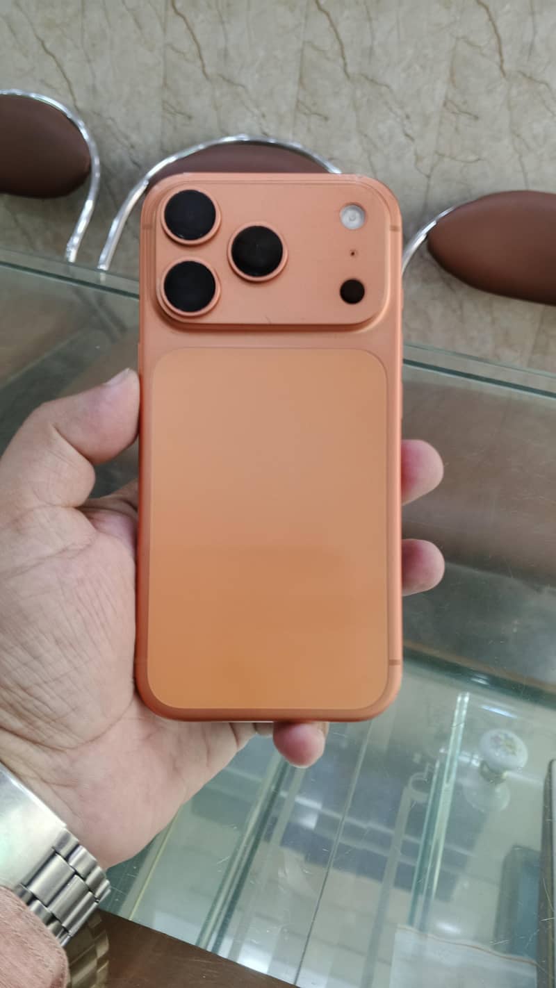 Apple iPhone 17 Pro 6