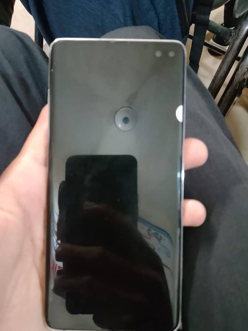Samsung Mobile S10 Plus 3