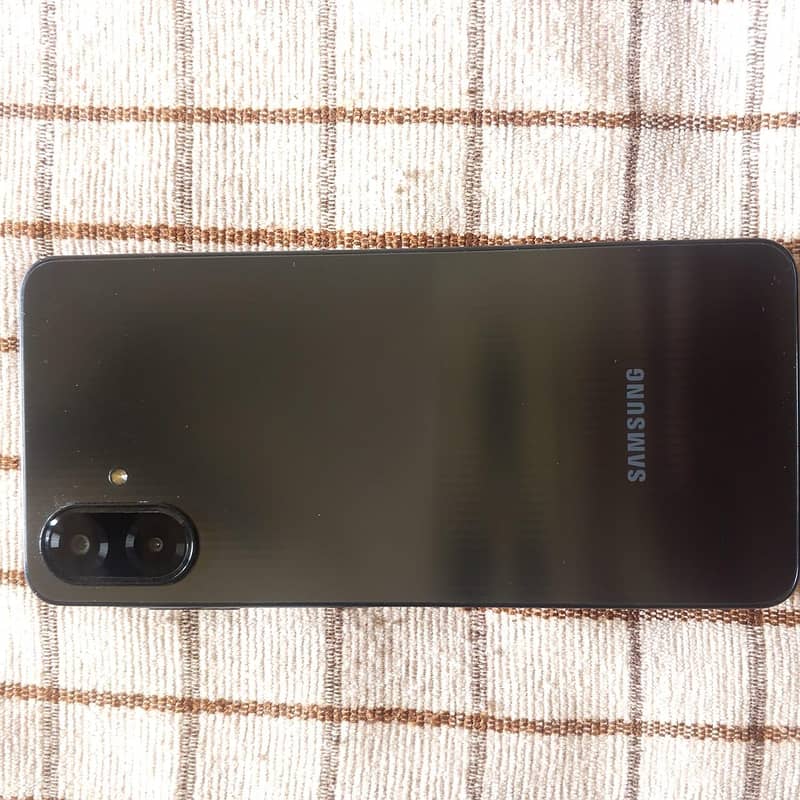 Samsung Mobile A07 1