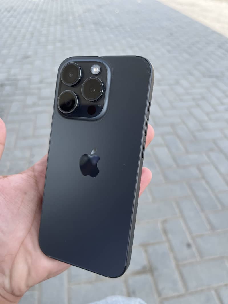 Apple iPhone 15 Pro 1