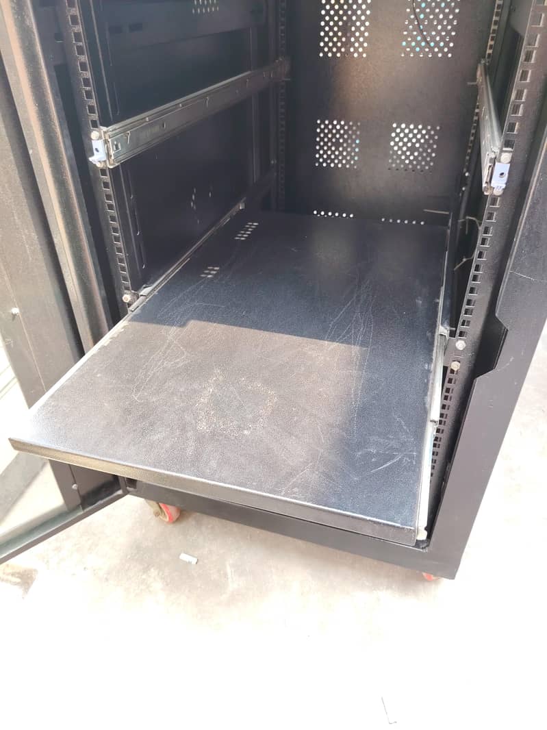 22U Network Rack 4