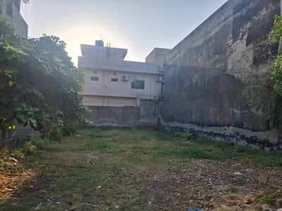 10 Marla 30 Feet Road Ideal Location Near Park Mosque Market Plot For Sale