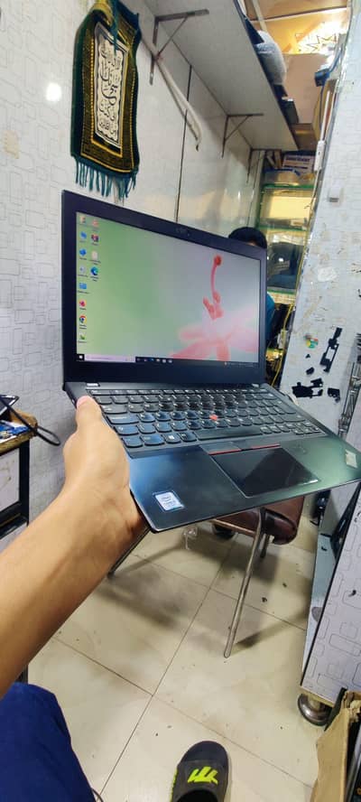 lenovo Thinkpad x280 / 12 inch/8gb ram/256gb SSD /i5 7th gen all ok