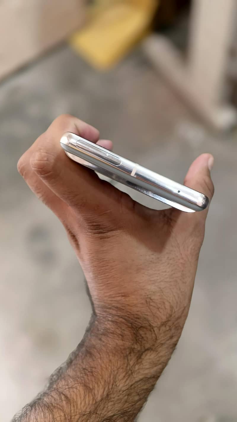 Google Pixel 7 Pro 4