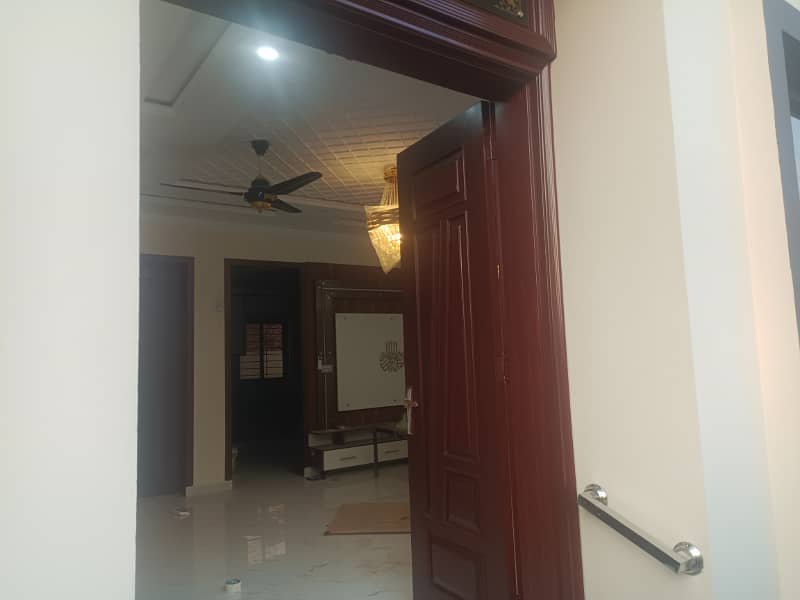 Beautiful House For Sale In Bahria Nasheman Lahore - Houses - 1120711143
