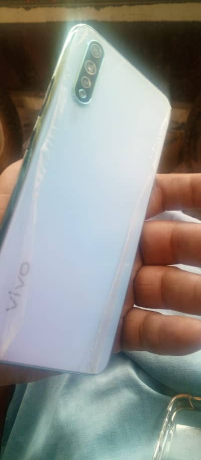 Vivo S1