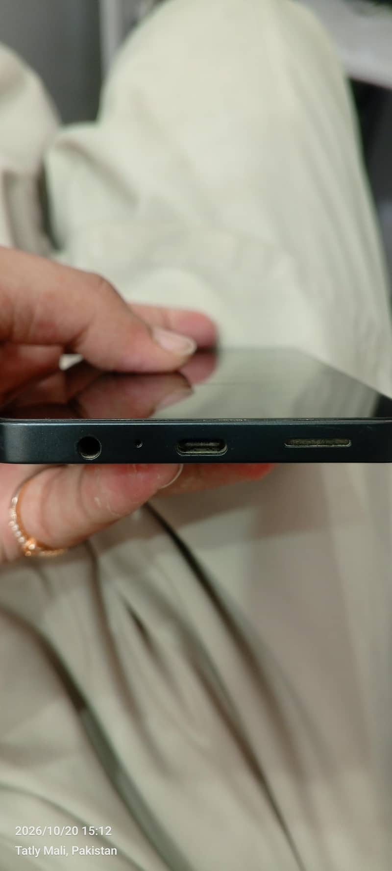 Samsung Mobile A07 3