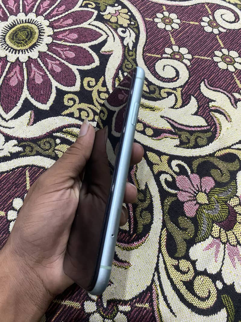Iphone 11 0