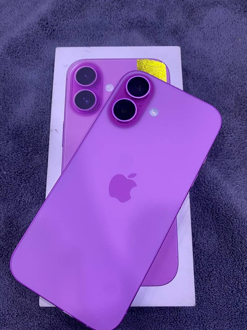 Apple iPhone 16 0