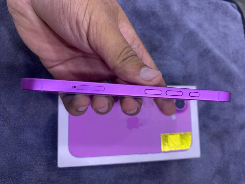 Apple iPhone 16 1