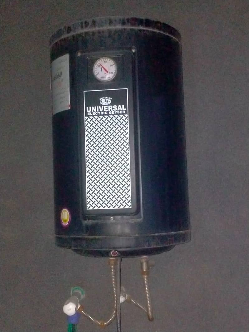 universal geyser 0