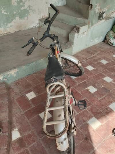 urgent for sale best conditions guinene part's . . .