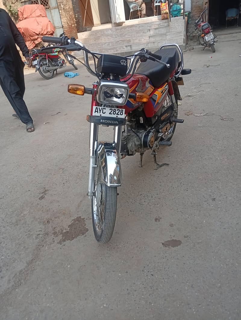 Honda cd 70 6