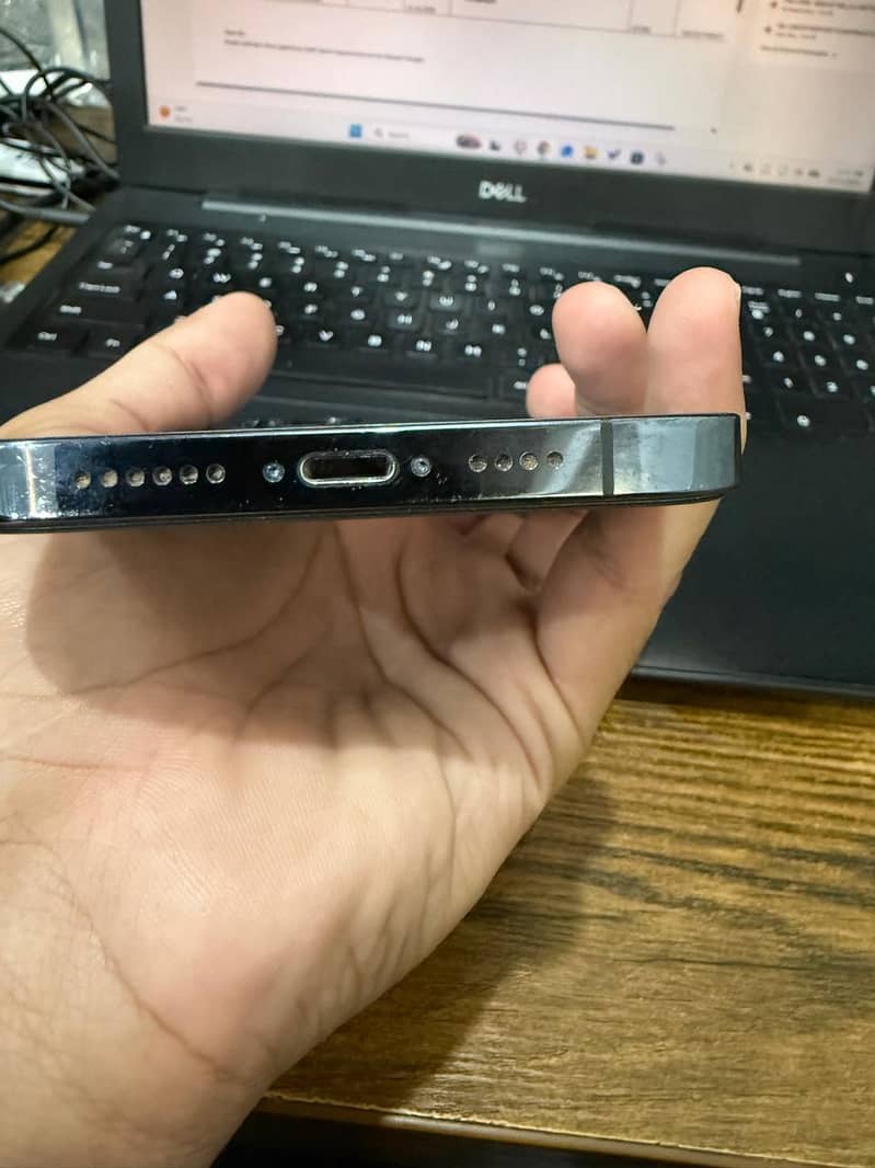 Apple iPhone 12 Pro Max 3