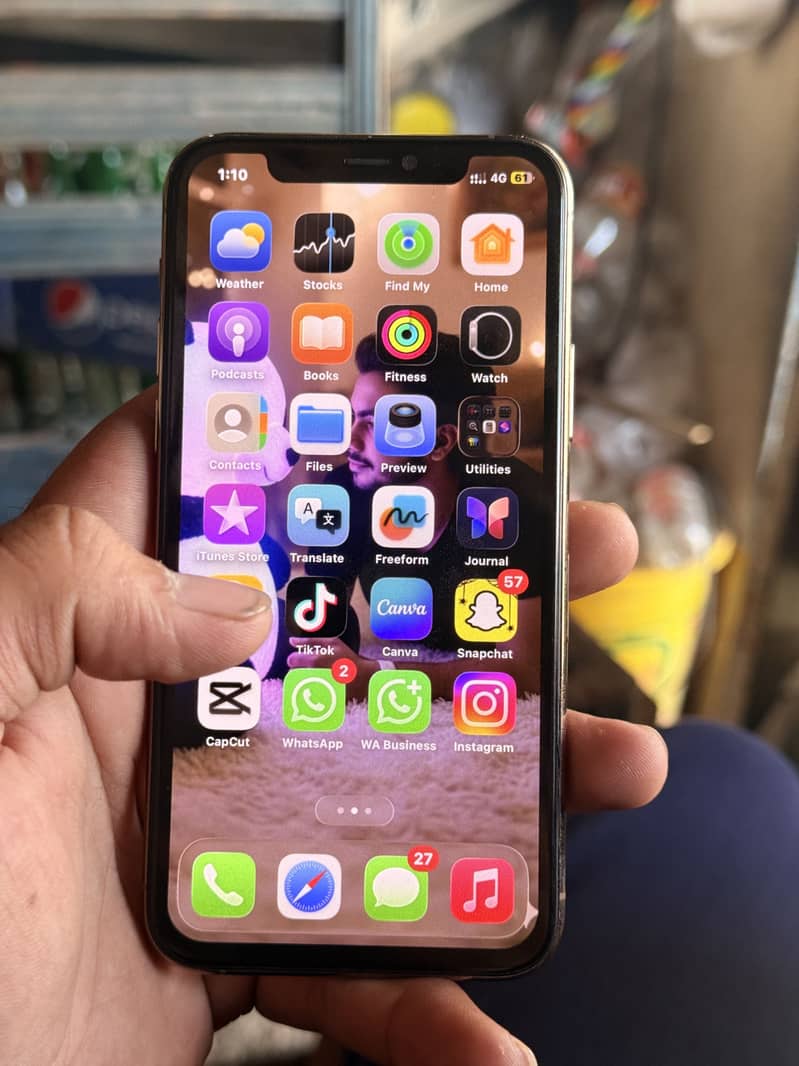 Apple iPhone 11 Pro 0