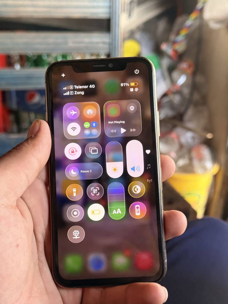 Apple iPhone 11 Pro 3