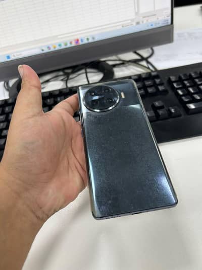 Tecno Spark 20 Pro Plus