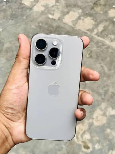 Apple iPhone 15 Pro