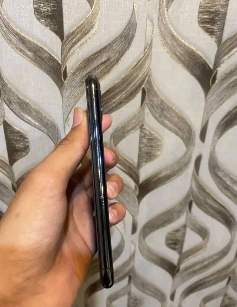 Apple iPhone 12 Pro 3