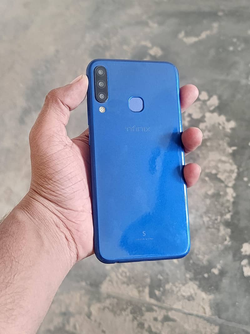 Infinix Smart 4 0