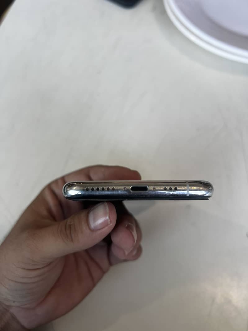 iphne 11 pro 1