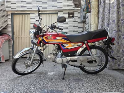 CD 70 Model 2025 for Sale