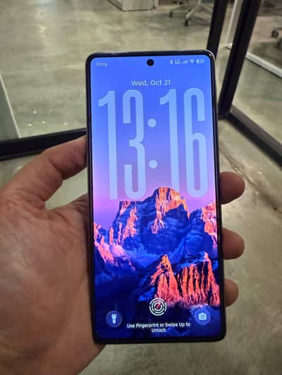 Tecno CAMON 30 Loewe Edition