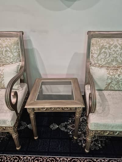 Elegant Bedroom Sitting Set — 2 Chairs with Table