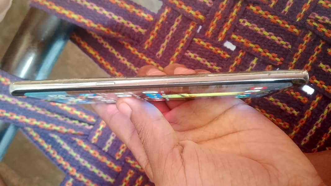 Samsung Mobile Note 8 4