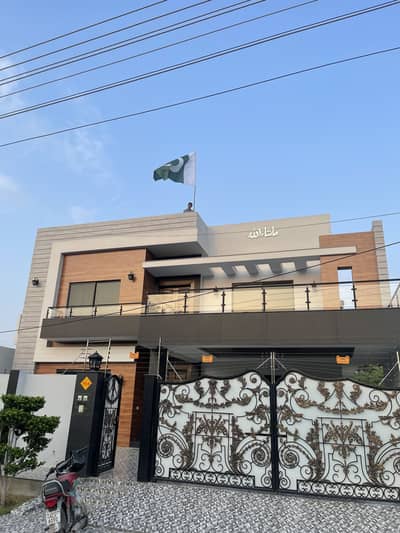 1 kanal house upper portion for rent