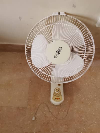 Super Asia 12 inch Wall Bracket Fan