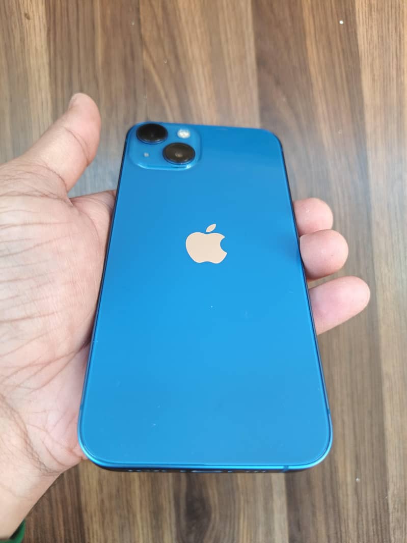 Apple iPhone 13 1