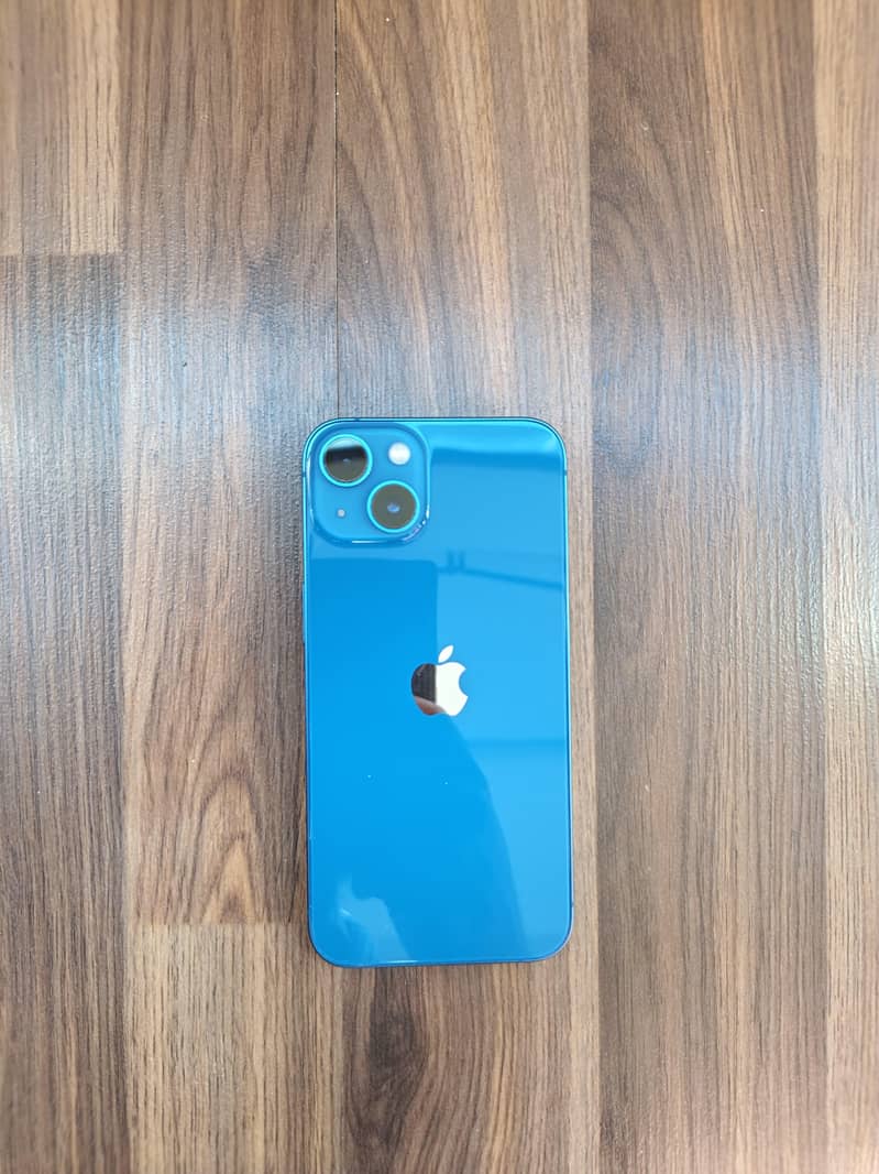 Apple iPhone 13 2