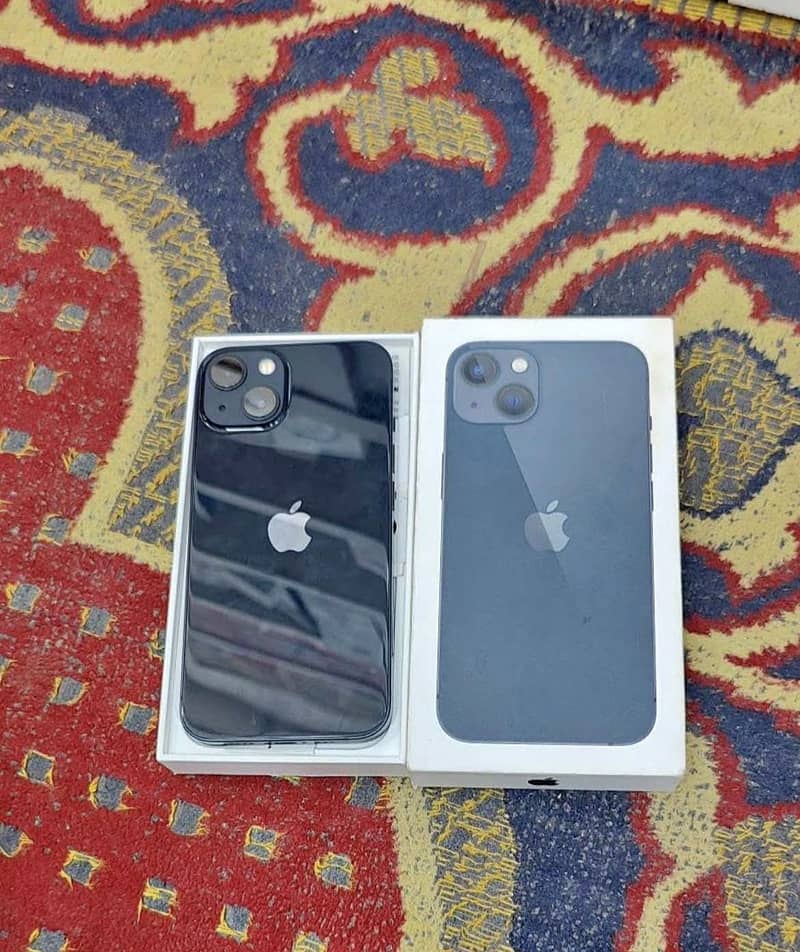 Apple iPhone 13 0