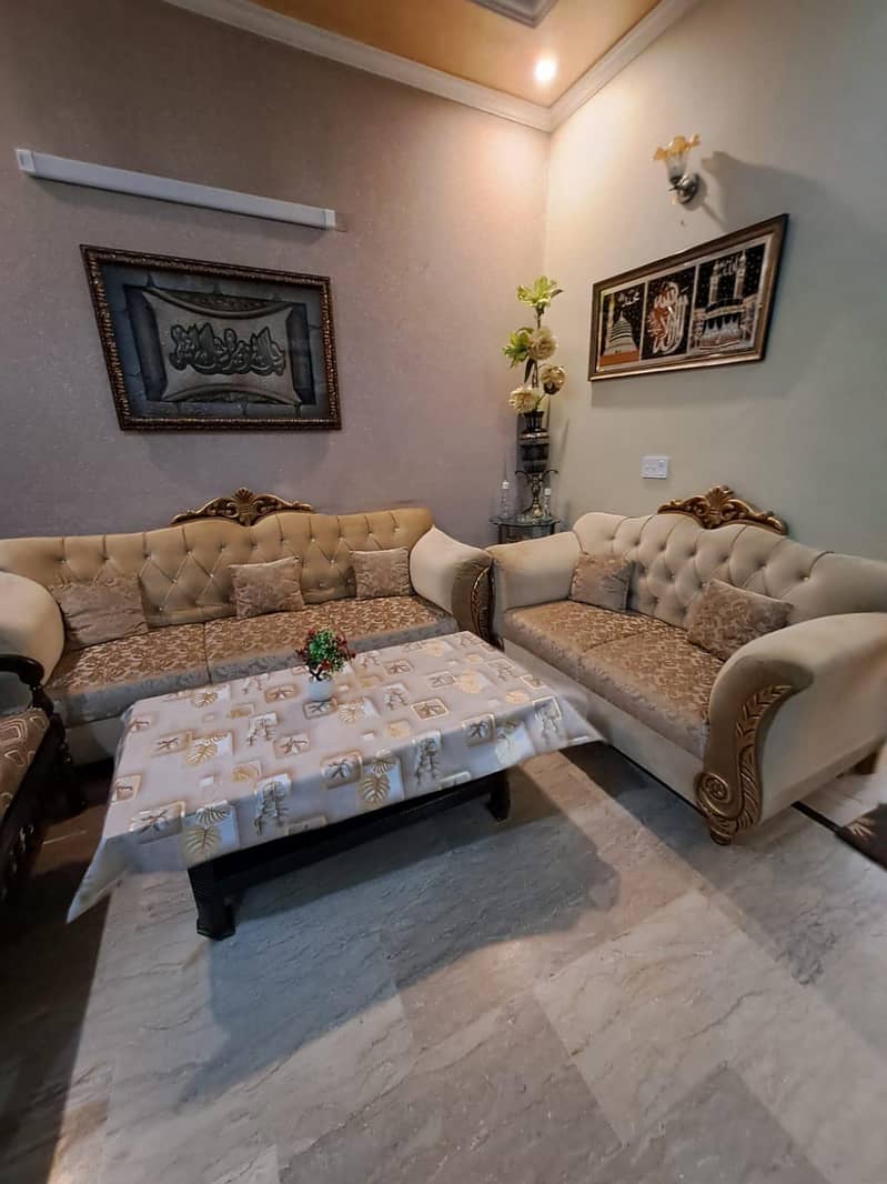 sofa set three pieces zero three 23 zero 46 four one 41 2