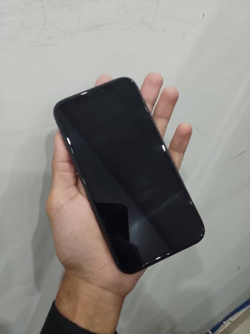 Apple iPhone 11 2