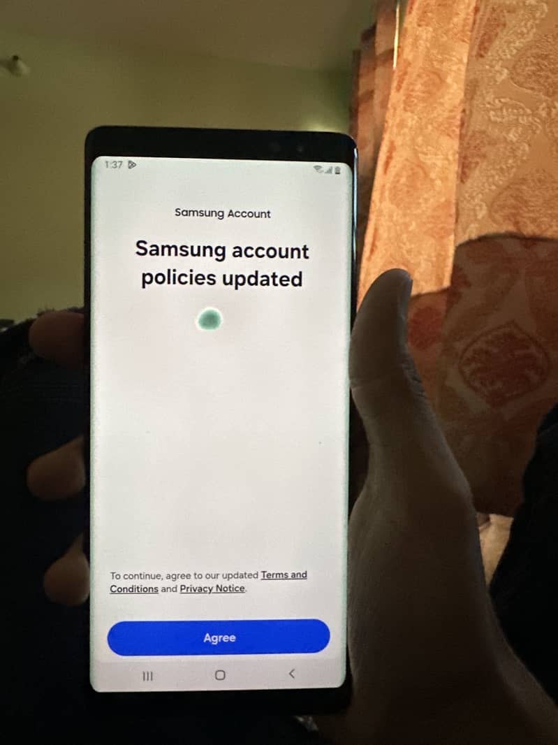 Samsung Mobile Note 8 1
