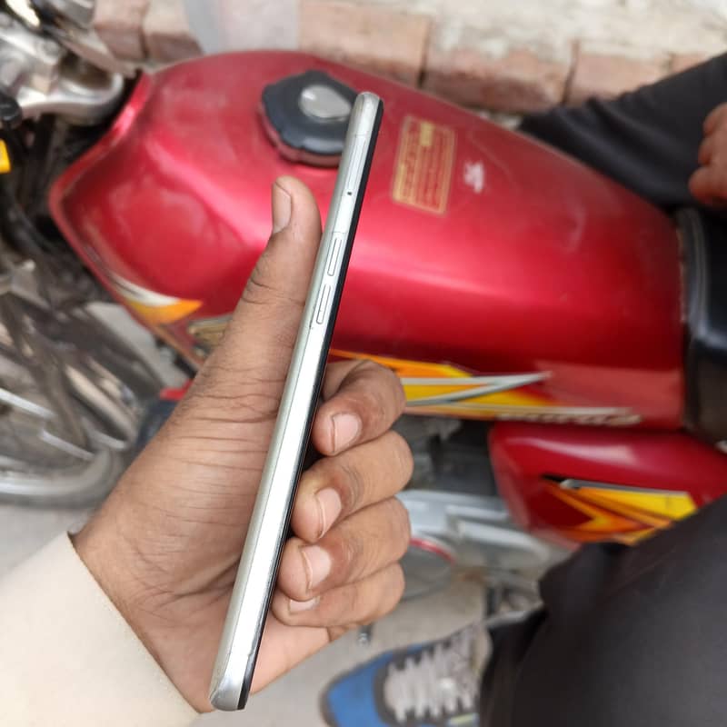 OPPO A16 2